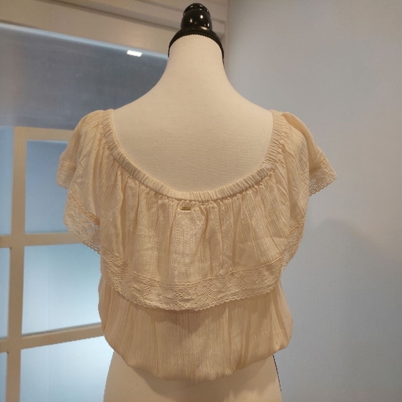 Cuess,Cream Cap Sleeve Blouse with Ruffled Tie Front - Picture 2 of 6